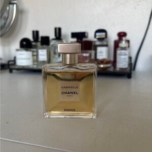 Chanel Gabrielle essence perfume